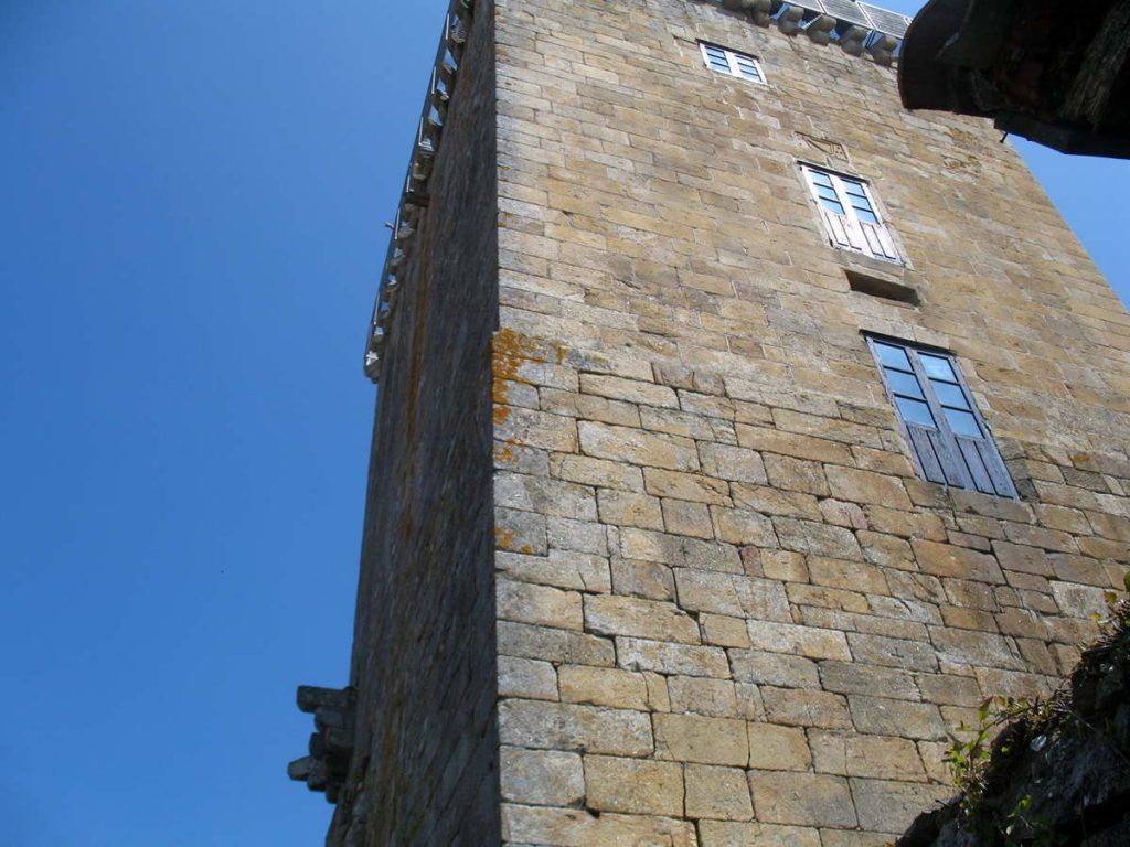 Raigame. A torre de Vilanova dos Infantes