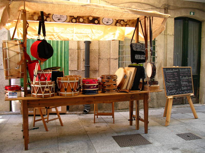 Folions de entroido-Posto na feira de artesanía